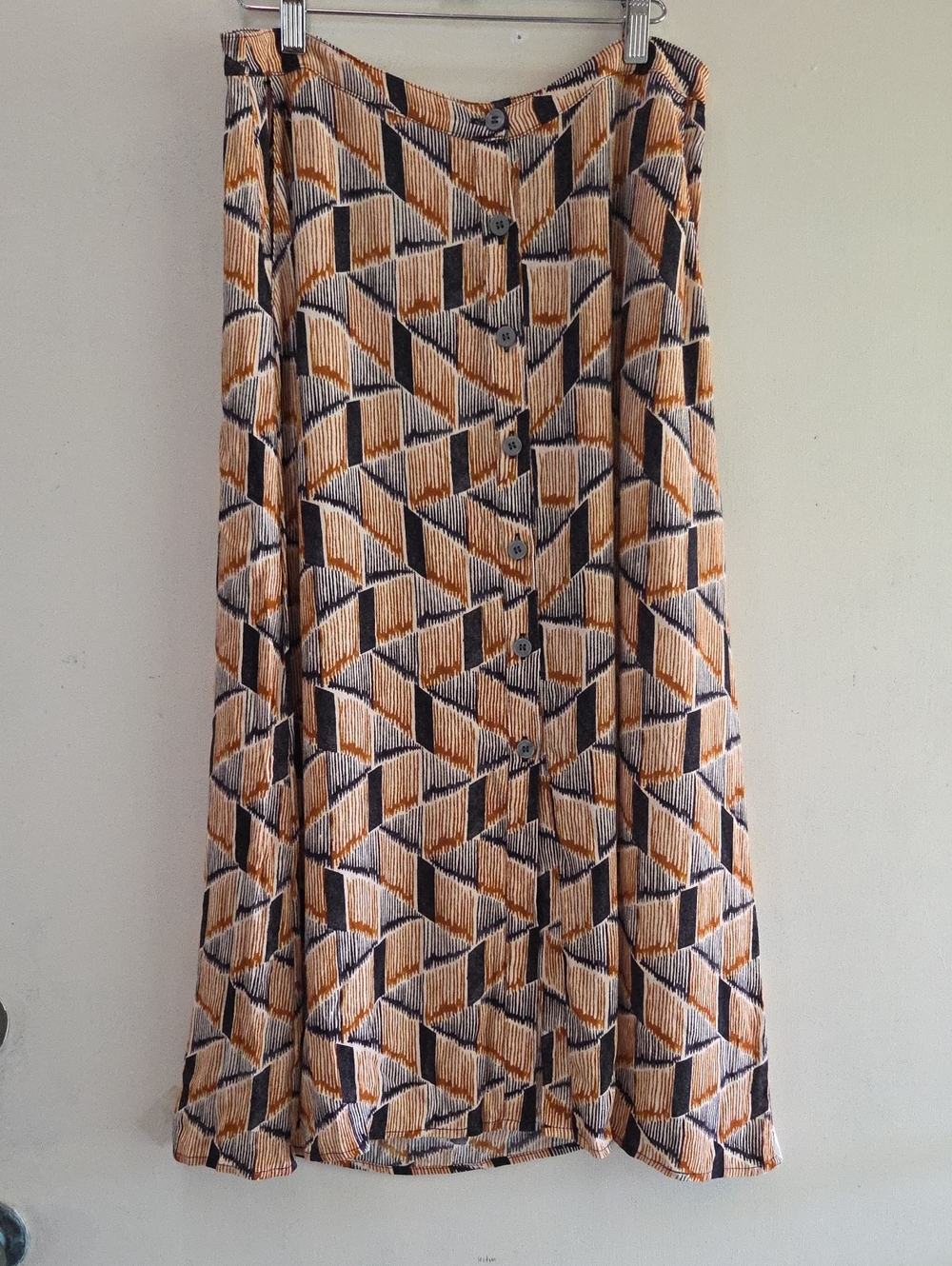 🌺 Treasure & Bond EUC Geometric  Orange Brown Black Beige Medium Maxi Skirt